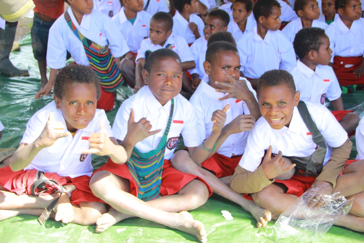 Homeyo Papua Aman: Koops Habema Gelar Papua Pintar di Sekolah Lapangan Pogapa