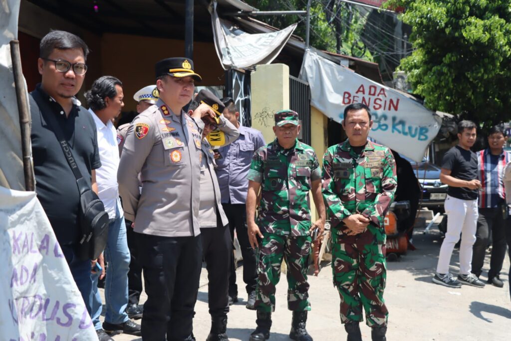 pelantikan pimpinan tertinggi Republik Indonesia yaitu pelantikan presiden dan wakil presiden Republik Indonesia periode 2024-2029