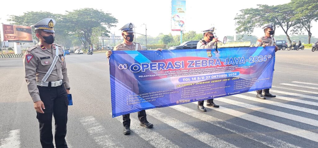 operasi Zebra Jaya 2024, Polres Tangerang Selatan melakukan penindakan terhadap 256 (dua ratus lima puluh enam) pelanggar lalulintas