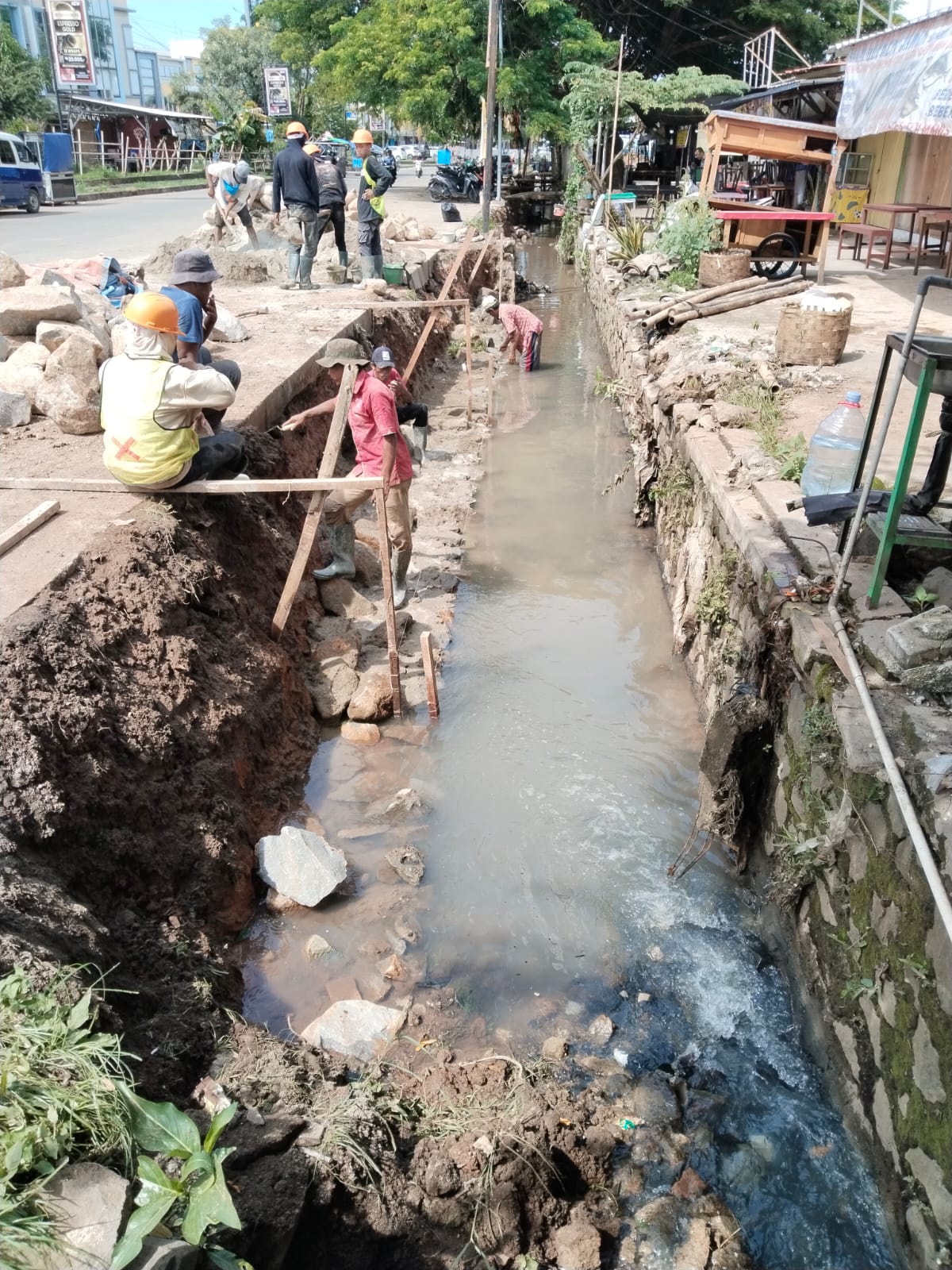 Proyek Drainase di Kelurahan Bencongan Diduga Dikerjakan Asal-asalan, Dinas Bina Marga Sumber Daya Air Tutup Mata