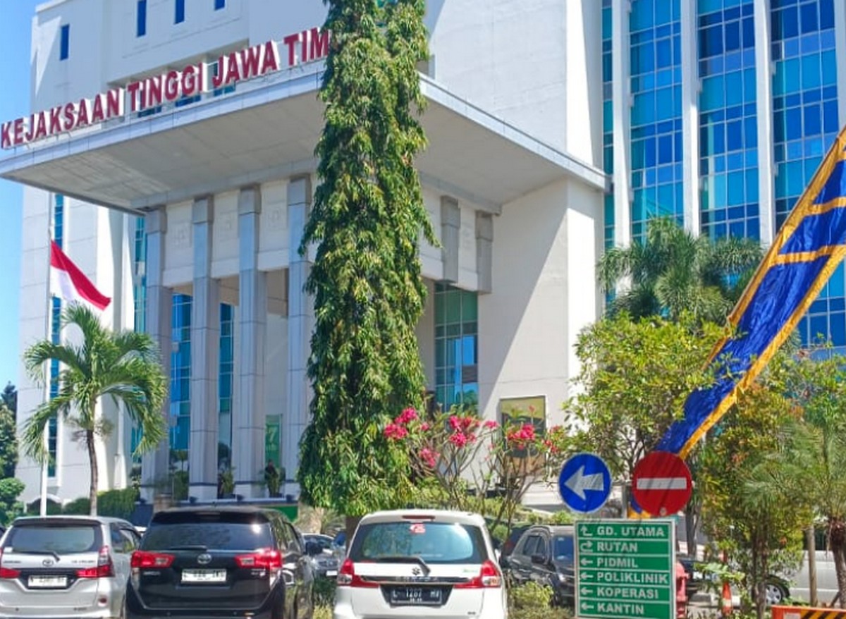 Kejati Jatim Geledah Kantor Dinas Pendidikan Terkait Dugaan Korupsi Dana Hibah