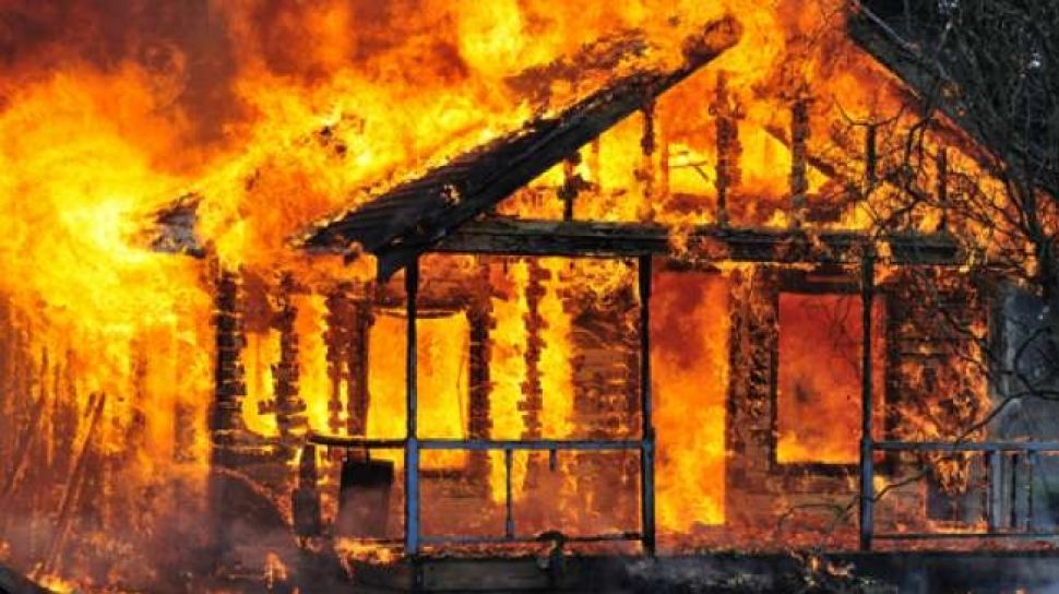 Tabung Gas Meledak, Rumah di Pegadungan Ludes Terbakar